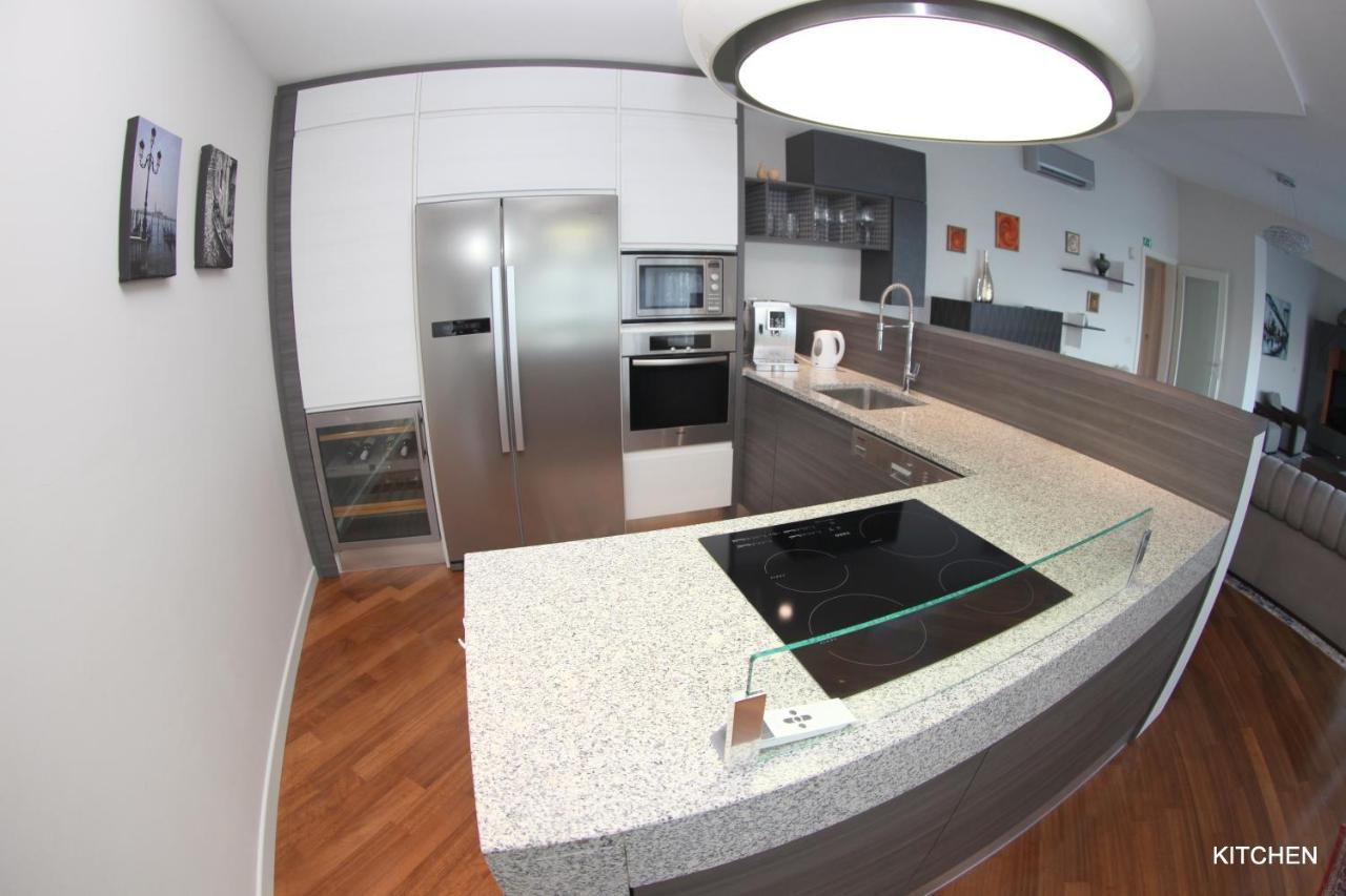 Luxury Marina View Apartment Izola Exteriér fotografie